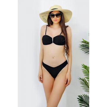 Costum de baie doua piese Vanda, textura striata si accesoriu cu strasuri, Negru