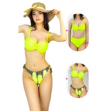 Costum de baie trei piese Ingrid, cu doua tipuri de slip si imprimeu abstract, Galben