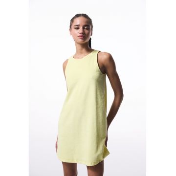 Rochie scurta cu croiala dreapta - pentru plaja Rochie scurta cu croiala dreapta - pentru plaja
