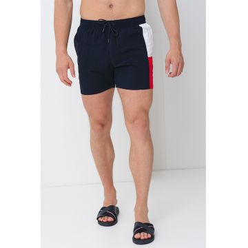 Pantaloni scurti de baie cu buzunare laterale Pantaloni scurti de baie cu buzunare laterale
