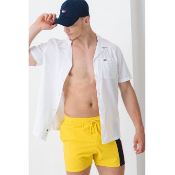 Pantaloni scurti de baie cu buzunare laterale Pantaloni scurti de baie cu buzunare laterale