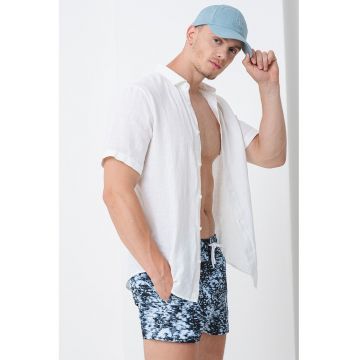 Pantaloni scurti de baie cu model in carouri Pantaloni scurti de baie cu model in carouri