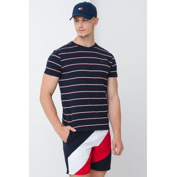 Pantaloni scurti de inot cu model colorblock Pantaloni scurti de inot cu model colorblock