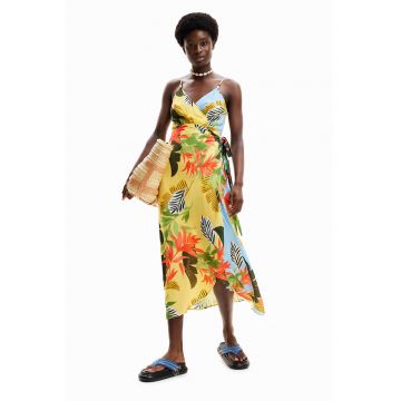 Rochie de plaja cu imprimeu tropical si model petrecut Rochie de plaja cu imprimeu tropical si model petrecut