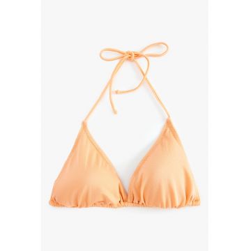 Sutien de baie cu cupe triunghiulare Sutien de baie cu cupe triunghiulare